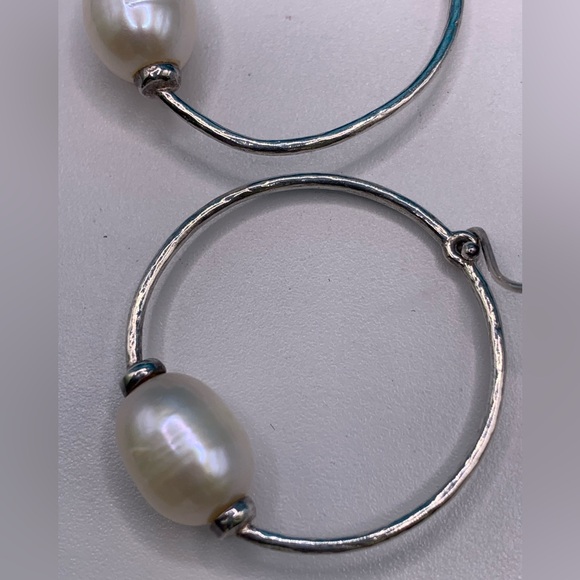 Silpada Vintage HTF Sterling Large Pearl Hoop French Wire Earrings - Picture 6 of 12